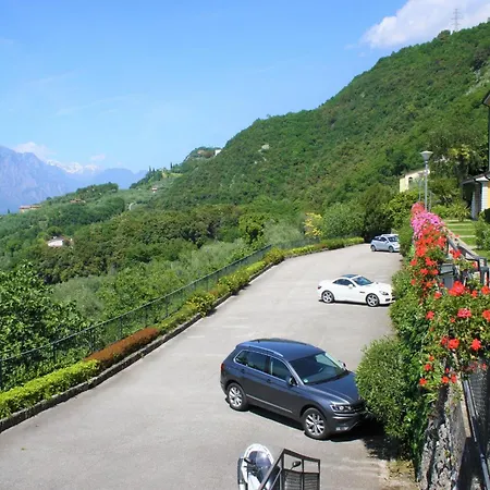 Cesare By Facchinelli - Lux Malcesine